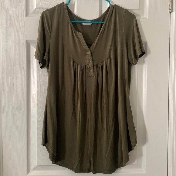 halife Tops - Army green women’s T-shirt top very soft